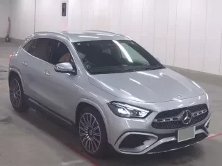 MERCEDES BENZ GLA
