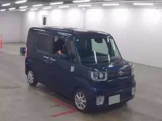 TOYOTA PIXIS MEGA