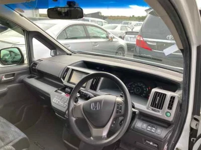 HONDA STEP WAGON