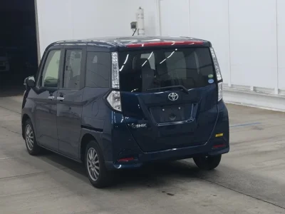 TOYOTA TANK