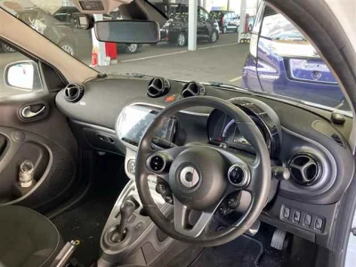 SMART FOURFOUR