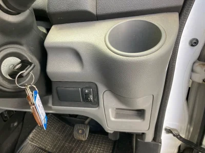 NISSAN NV200
