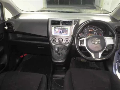 TOYOTA RACTIS