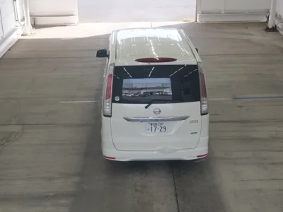 Статистика аукционов Nissan Serena