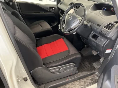 Статистика аукционов Nissan Serena