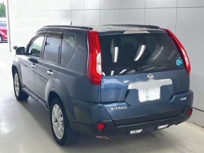 NISSAN X-TRAIL 2