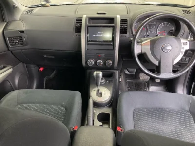 NISSAN X-TRAIL 4