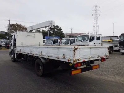 MITSUBISHI FUSO FIGHTER
