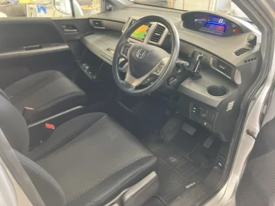 Статистика аукционов Honda Freed Spike