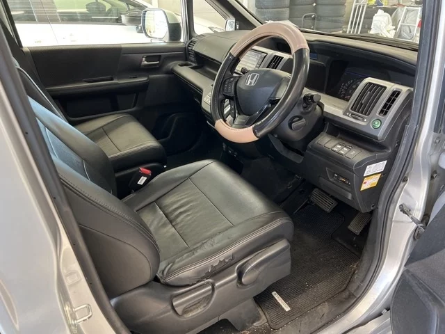 Статистика аукционов Honda Stepwgn