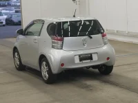 Цена авто Toyota iQ с аукционов Японии, номер кузова KGJ10, пробег 101 000, оценка 2