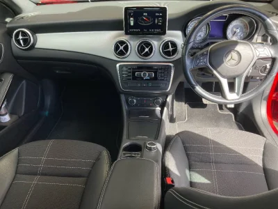 MERCEDES BENZ GLA