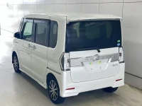 Цена авто Daihatsu Tanto с аукционов Японии, номер кузова LA600S, пробег 49 000, оценка 8