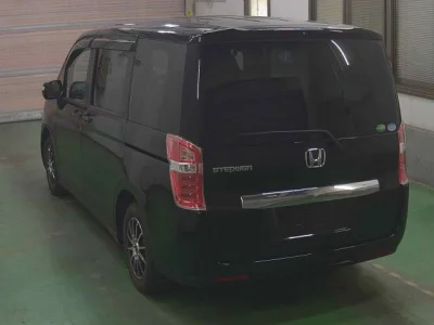 Статистика аукционов Honda Stepwgn