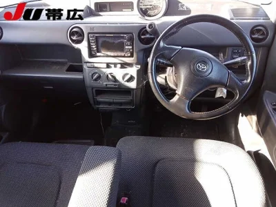 TOYOTA BB