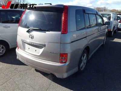 TOYOTA ISIS