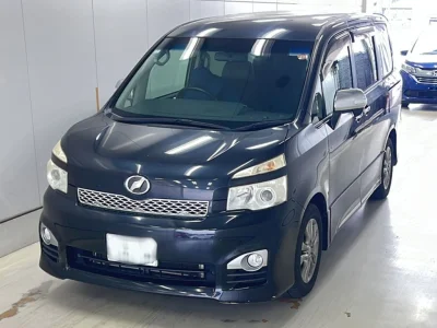 Статистика аукционов Toyota Voxy