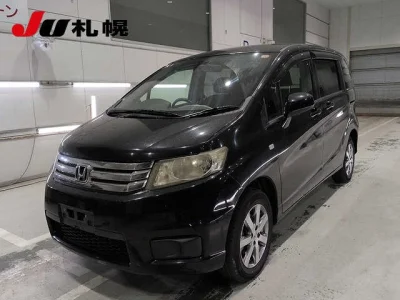 HONDA FREED SPIKE