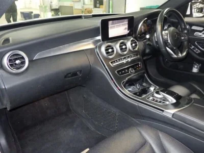 MERCEDES BENZ C CLASS