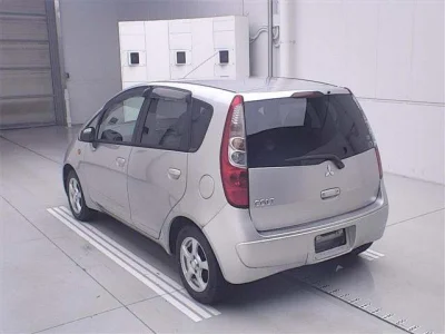 MITSUBISHI COLT