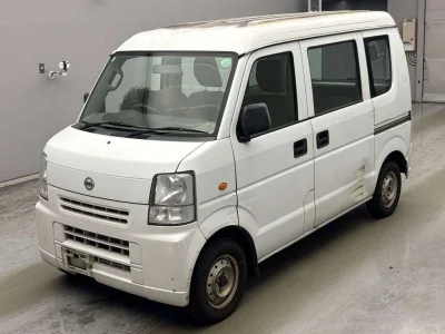 NISSAN CLIPPER VAN
