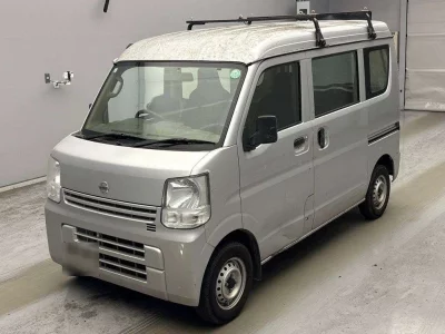 NISSAN CLIPPER VAN
