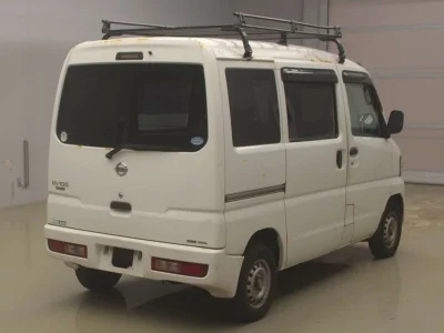 NISSAN CLIPPER VAN