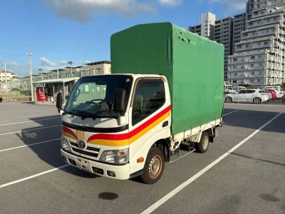 TOYOTA DYNA