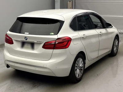BMW 2 SERIES