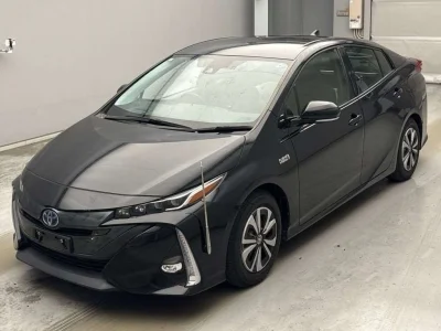 TOYOTA PRIUS PHV