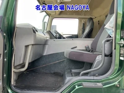 MITSUBISHI FUSO SUPER GREAT