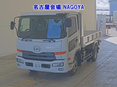 NISSAN UD