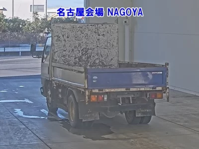 MITSUBISHI CANTER