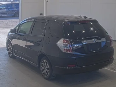 HONDA FIT SHUTTLE