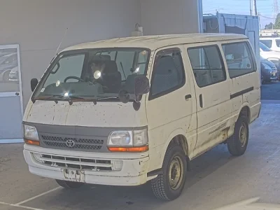 TOYOTA HIACE