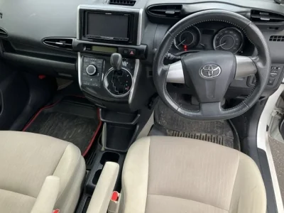 TOYOTA WISH 4
