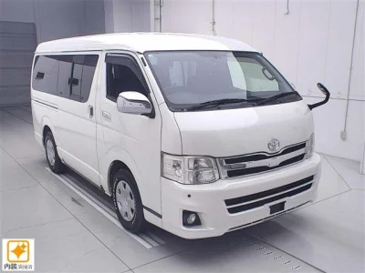 TOYOTA REGIUS ACE VAN