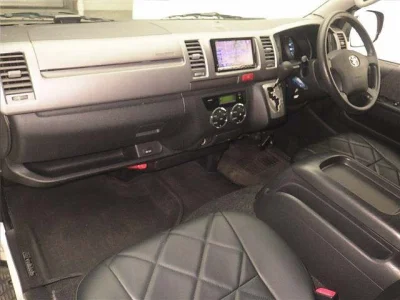 TOYOTA REGIUS ACE VAN