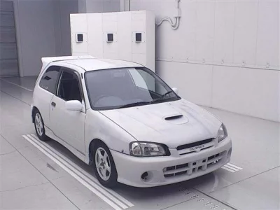 TOYOTA STARLET