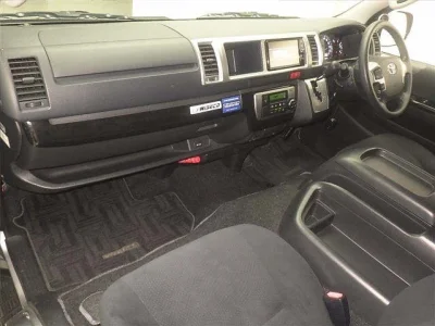 TOYOTA REGIUS ACE VAN