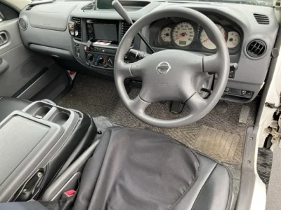 NISSAN CARAVAN BUS