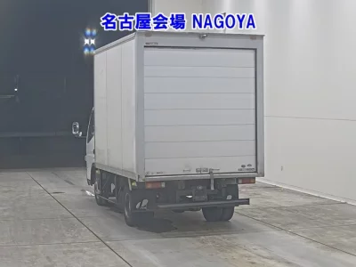 MITSUBISHI CANTER