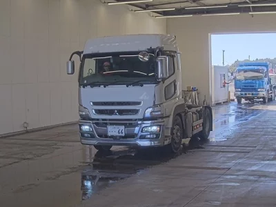 MITSUBISHI FUSO SUPER GREAT