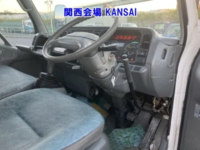 MITSUBISHI CANTER
