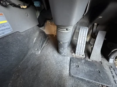 NISSAN UD