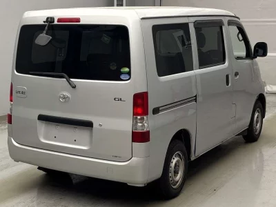 TOYOTA LITE ACE VAN