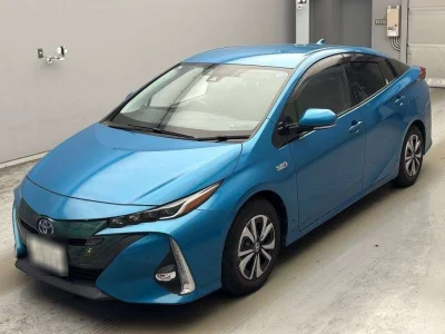 TOYOTA PRIUS PHV