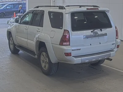 TOYOTA HILUX SURF