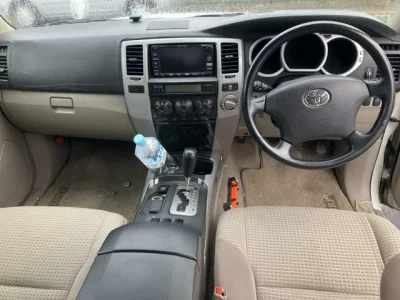 TOYOTA HILUX SURF