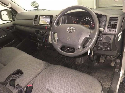 TOYOTA REGIUS ACE VAN